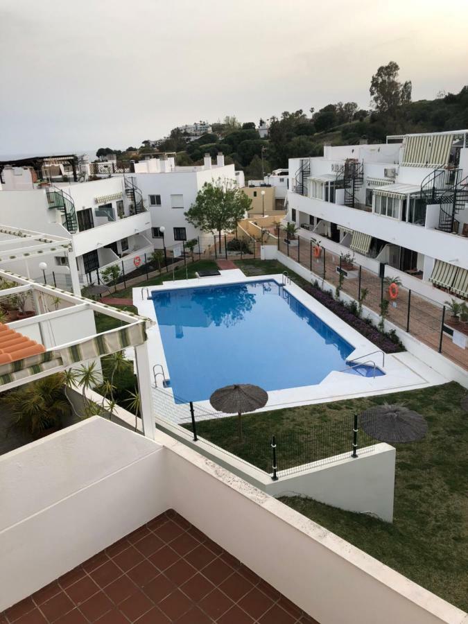 شقة Apartamento Con Vista A La Piscina بينالماذينا المظهر الخارجي الصورة